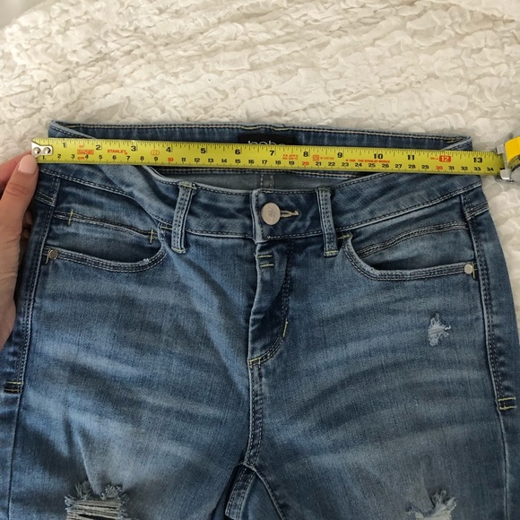 Ripped Skinny Jeans - Picture 4 of 4